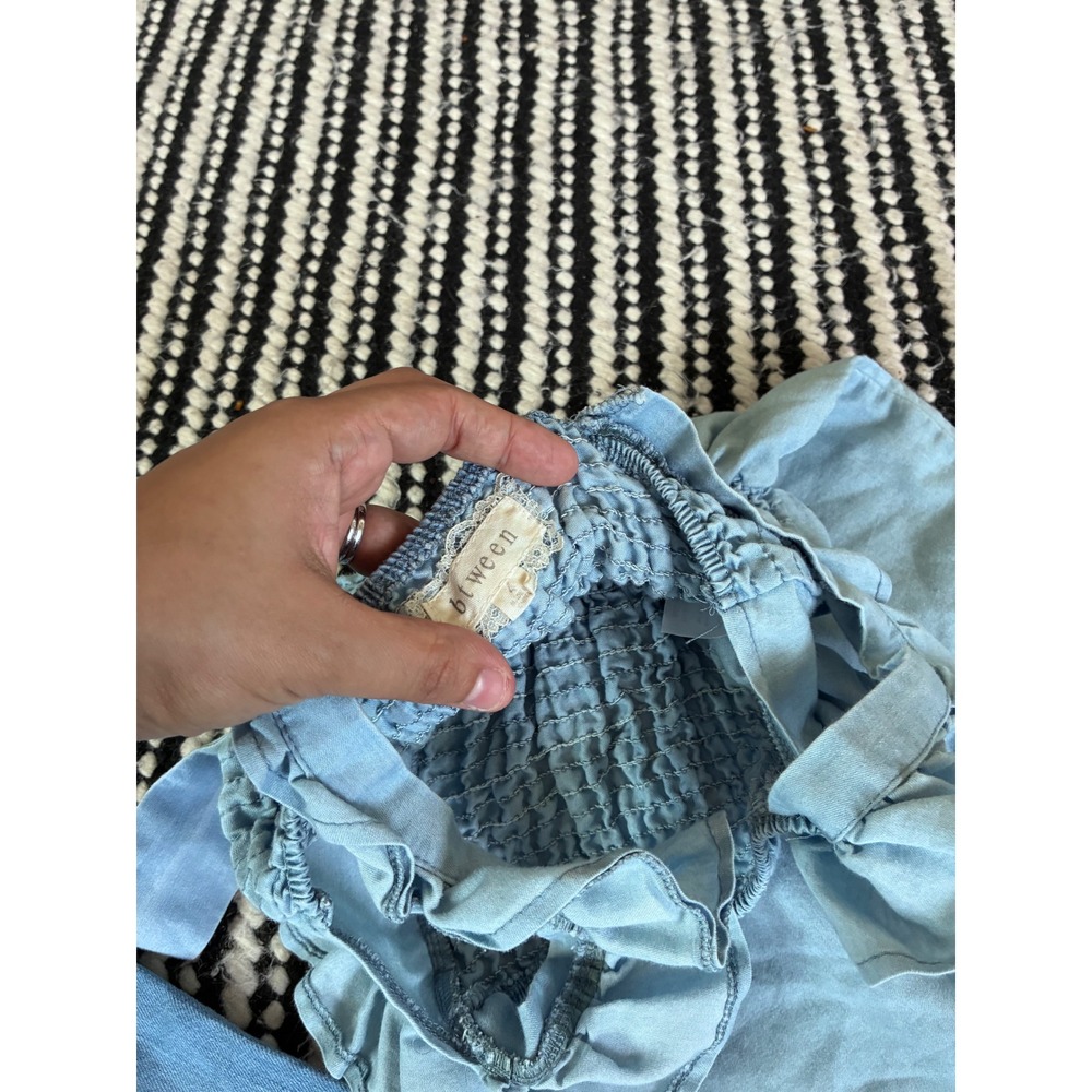 OshKosh Btween Girls Denim Bundle Jeans Jumpsuit Light Wash Blue Size 4 4/4A - Picture 3 of 3